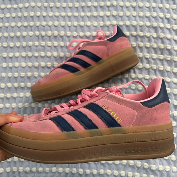 Adidas Women’s GAZELLE BOLD 'PINK GLOW GUM' platform shoe - Picture 6 of 12